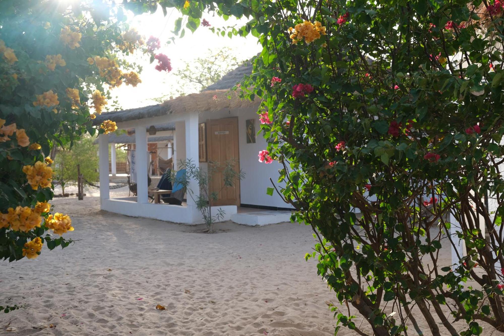Bazouk Du Saloum Ecolodge Mar Lodj Екстериор снимка